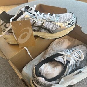 New with tags & box! ASICS Gel-1130 "Canyon" sneakers